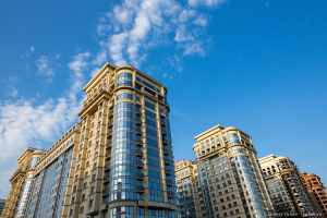 Дом на Московском проспекте Фото Современный дом на Московском проспекте в котором проходила интерьерная фотосъемка. Архитектурная фотосъемка недвижимости. Фотограф Дмитрий Фуфаев.
